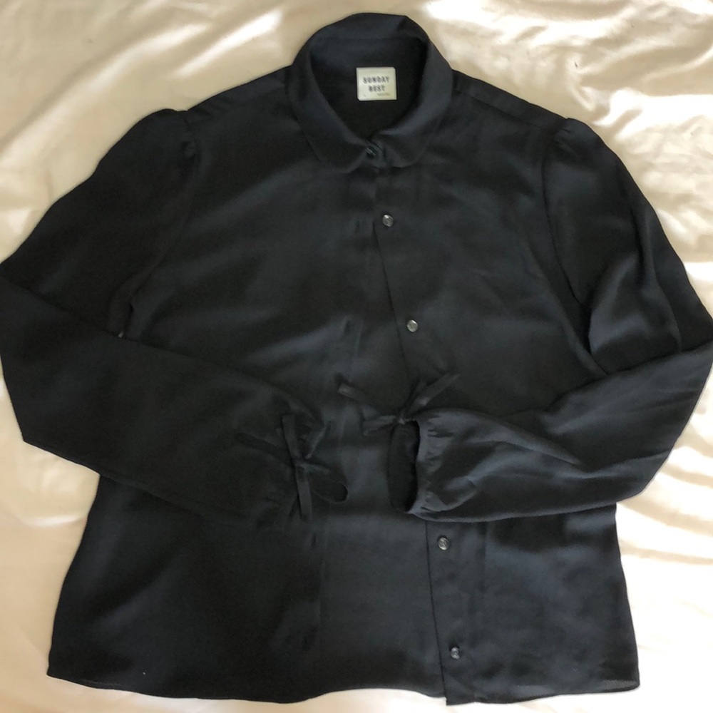 Billowy black blouse